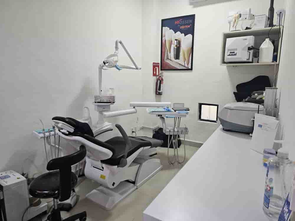 Smile Vallarta in Puerto Vallarta Mexico Reviews From Real Dental Patients Slider image 5