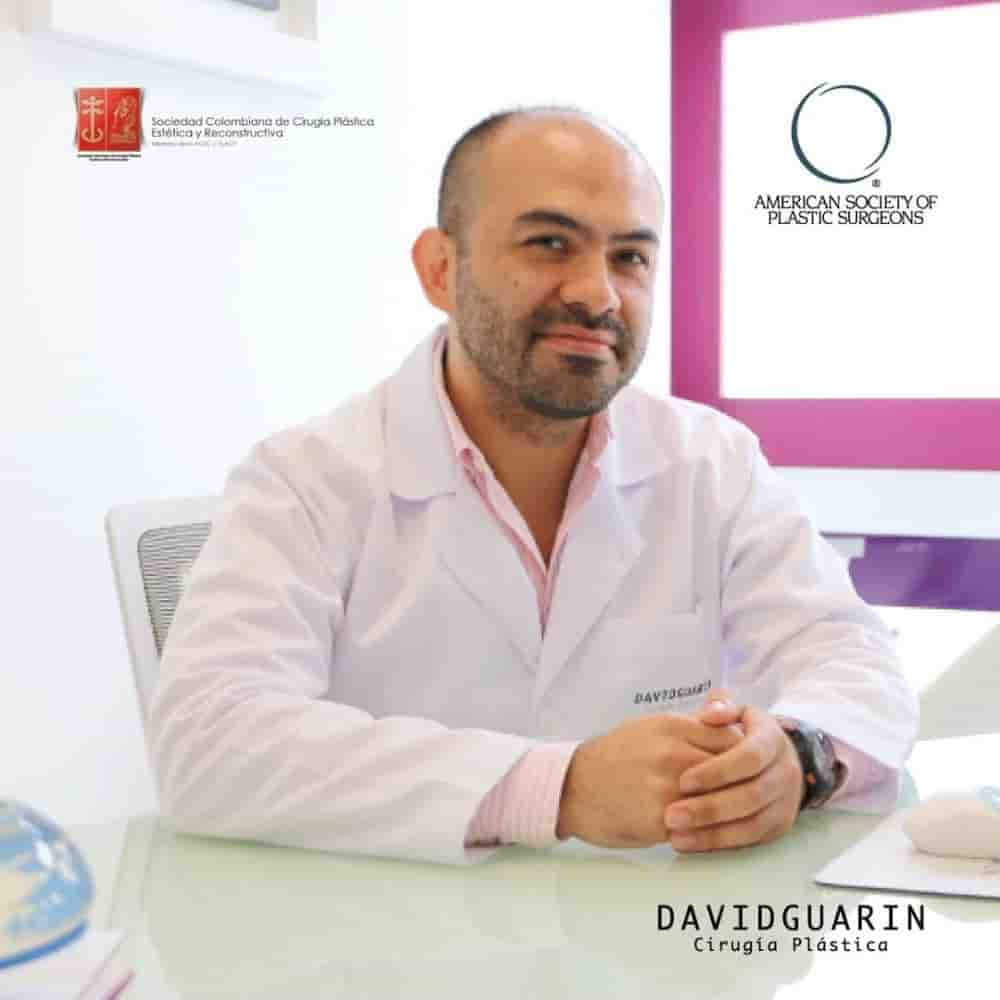 Dr. David Guarin Cirugia Plastica Reviews in Cali, Colombia Slider image 5