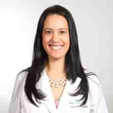 Dra. Silvia Aviles Reviews in Santo Domingo, Dominican Republic From Cosmetic Surgery Patients Slider image 2