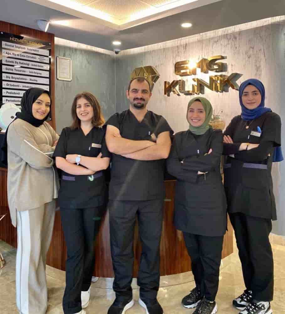 EMG KLiNiK Oral and Dental Health Clinic en Istanbul, Turkey Reseñas de pacientes reales Slider image 3