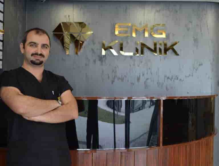 EMG KLiNiK Oral and Dental Health Clinic en Istanbul, Turkey Reseñas de pacientes reales Slider image 4