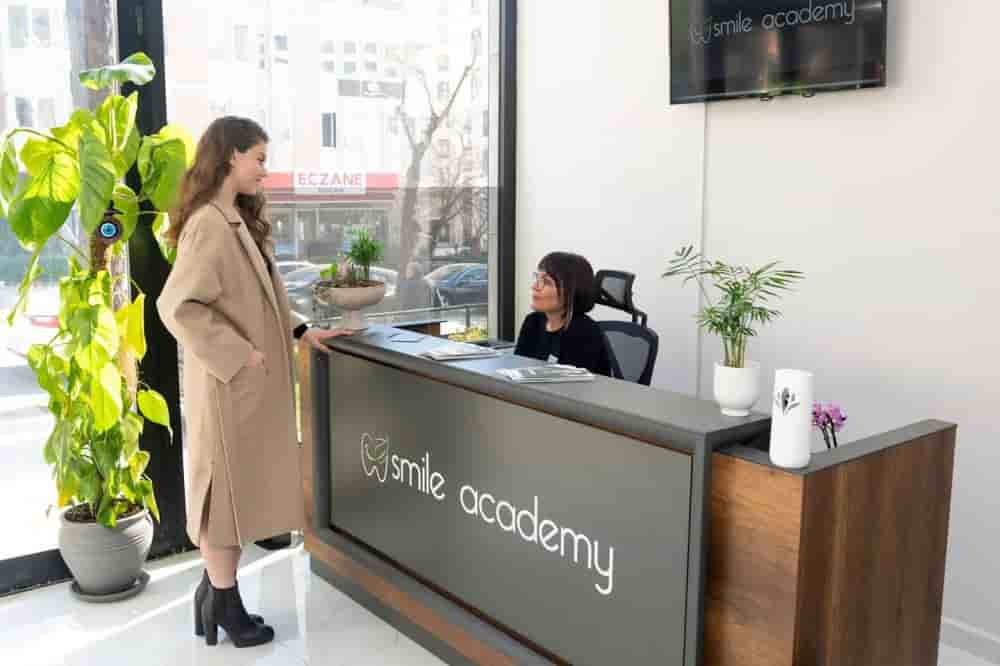 Esthetic Smile Academy  en Istanbul, Turkey Reseñas de pacientes reales Slider image 5