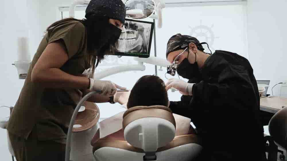 Adaport Dental Clinic en Izmir, Turkey Reseñas de pacientes reales Slider image 8