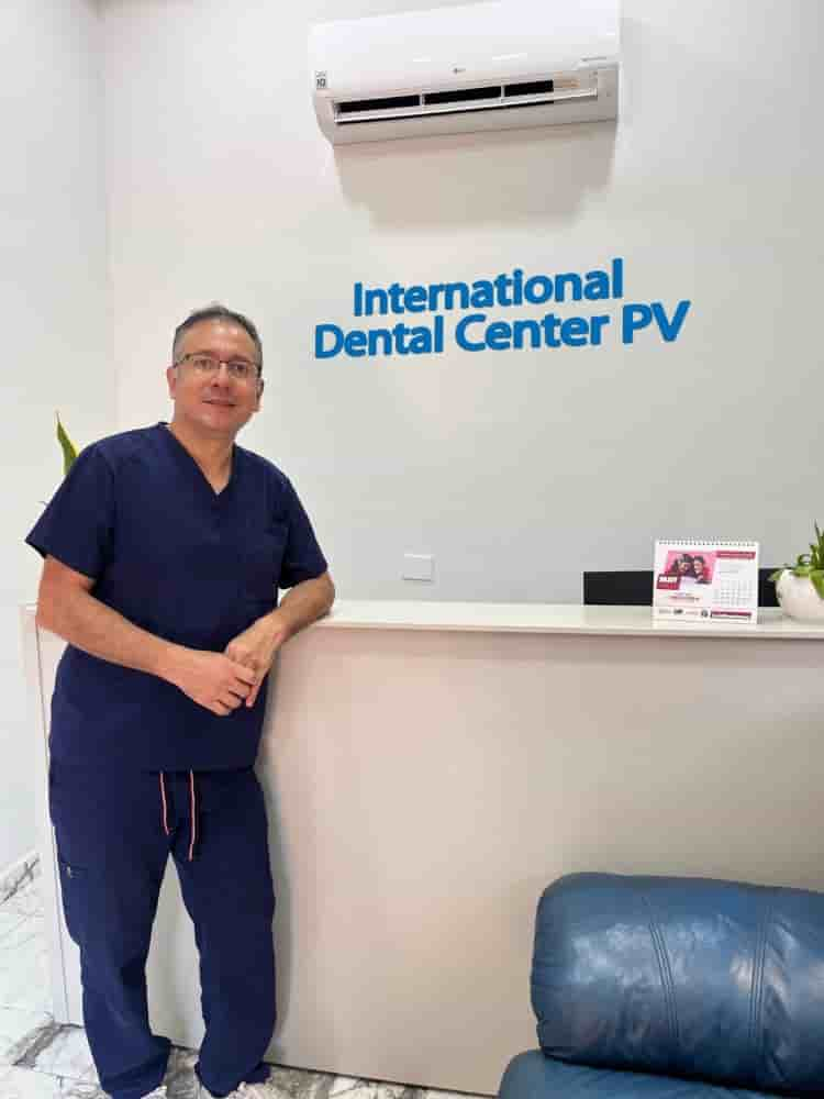 International Dental Center PV in Puerto Vallarta, Mexico Reviews from Real Patients Slider image 8