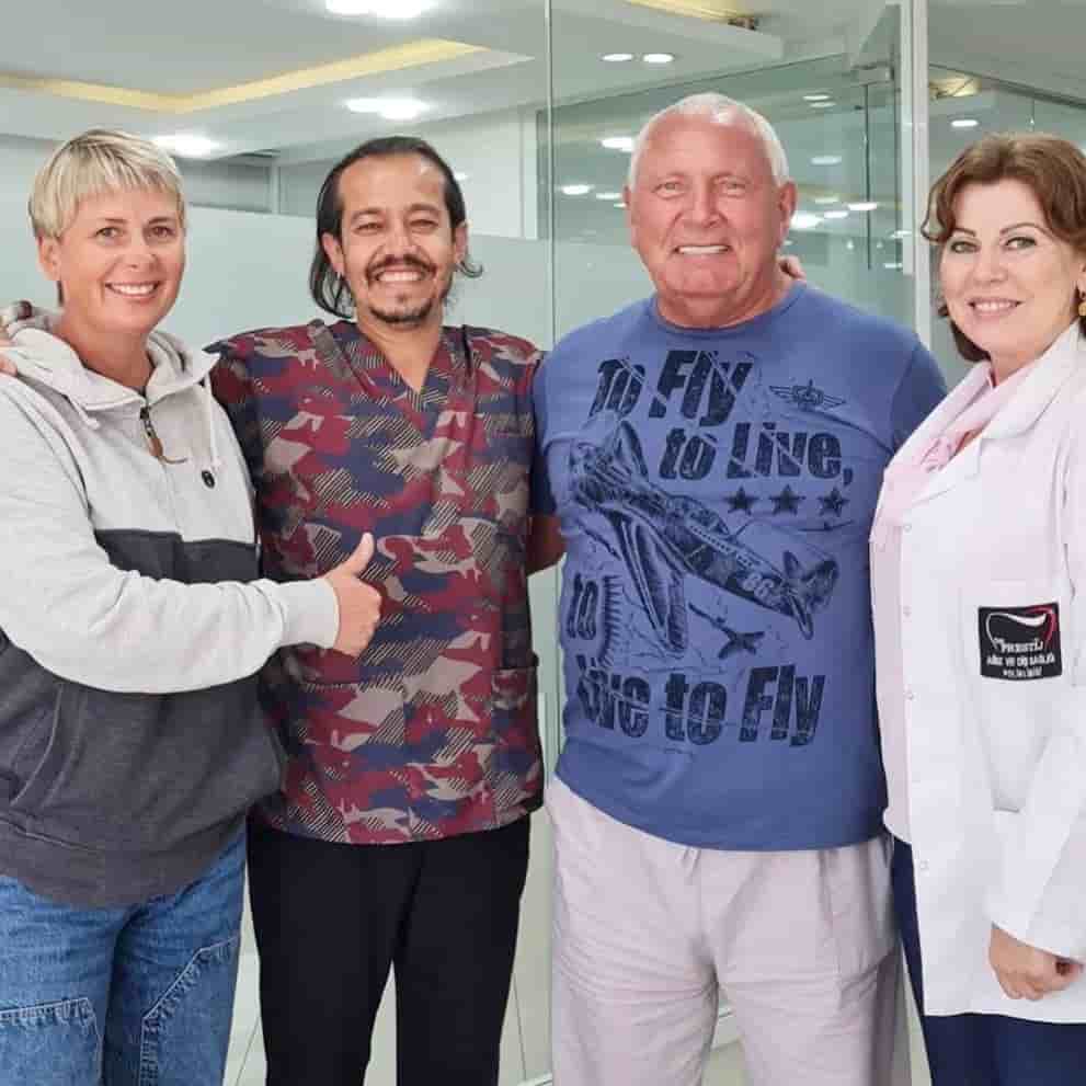 Prestij Dental Clinic en Antalya, Turkey Reseñas de pacientes reales Slider image 2