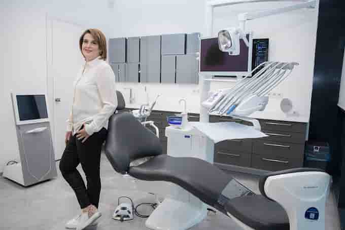 Ebru Ersan Dental Solutions en Istanbul, Turkey Reseñas de pacientes reales Slider image 6