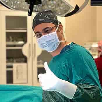 Prof. MD. Umit Koc en Istanbul, Turkey Reseñas de pacientes reales Slider image 3