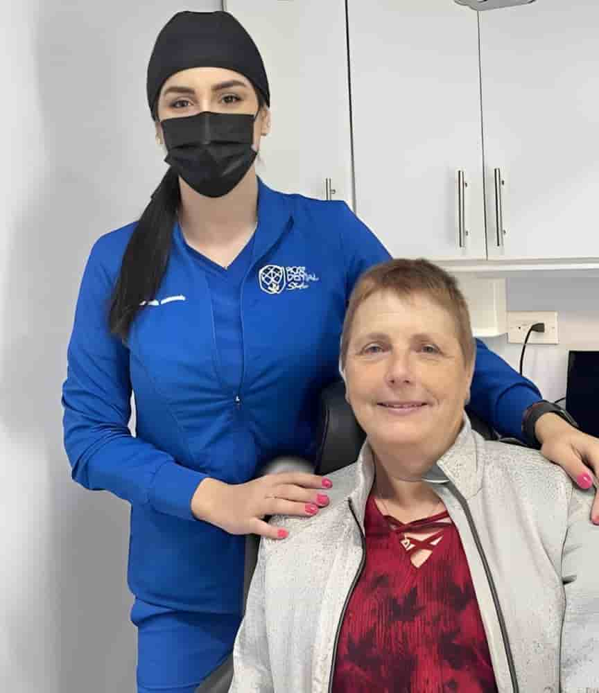 Rose Dental Studio in Los Algodones, Mexico Reviews from Real Patients Slider image 7