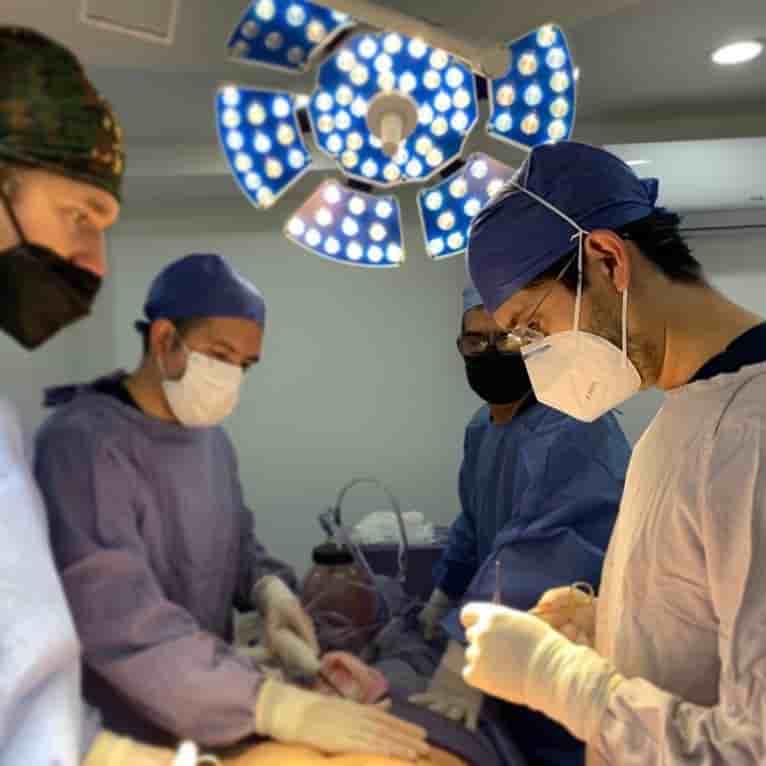 Dr. Jorge Sandoval - Plastic Surgeon in Mexico City en Mexico City, Mexico Reseñas de pacientes reales Slider image 8