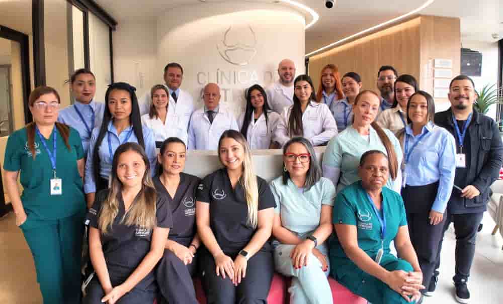 Clinica de Artrosis Medellin - Stem Cell Therapy in Colombia en Medellin, Colombia Reseñas de pacientes reales Slider image 1