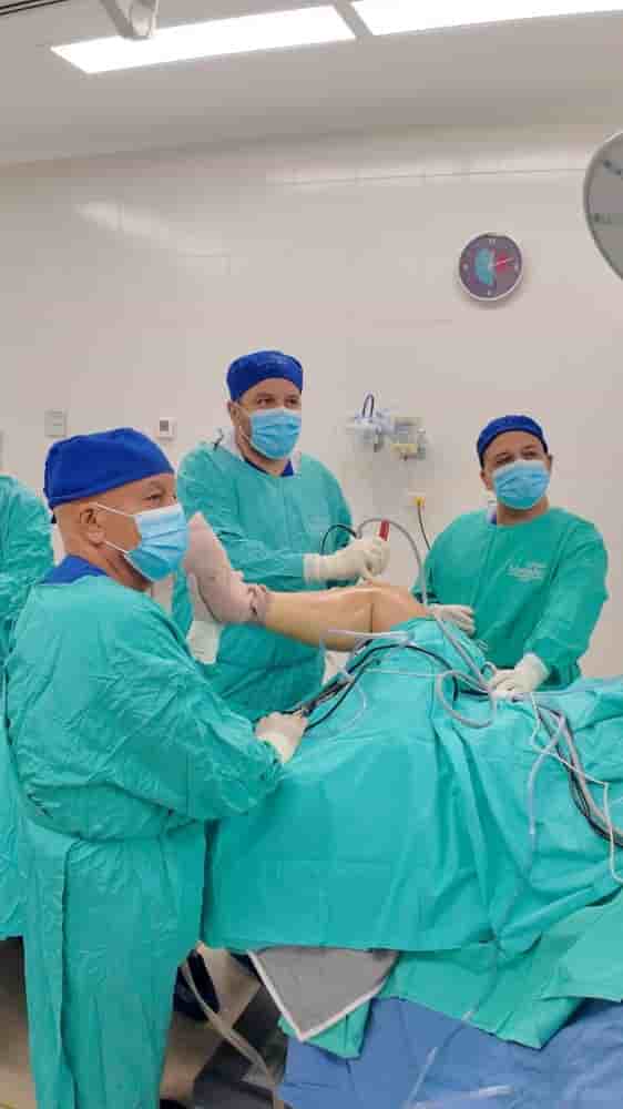 Clinica de Artrosis Medellin - Stem Cell Therapy in Colombia en Medellin, Colombia Reseñas de pacientes reales Slider image 6