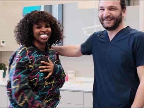 Paquete Sonrisa de Hollywood en Clinic Prime Istanbul, Estambul, Turquía