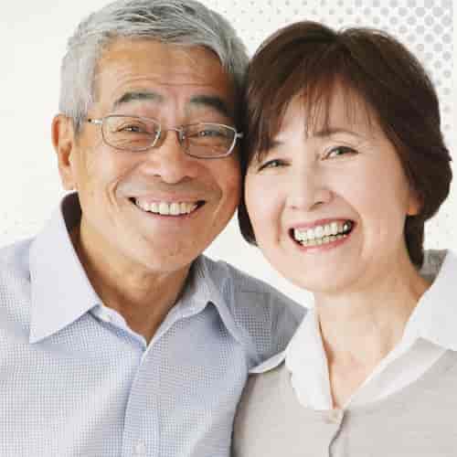 Paquete completo de implantes bucales en Estambul con DentSpa