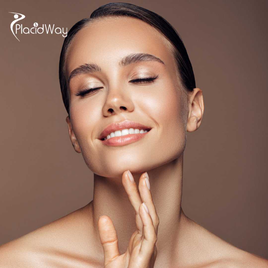 Rinoplastia avanzada en Turquía para pacientes que buscan una armonía facial natural.