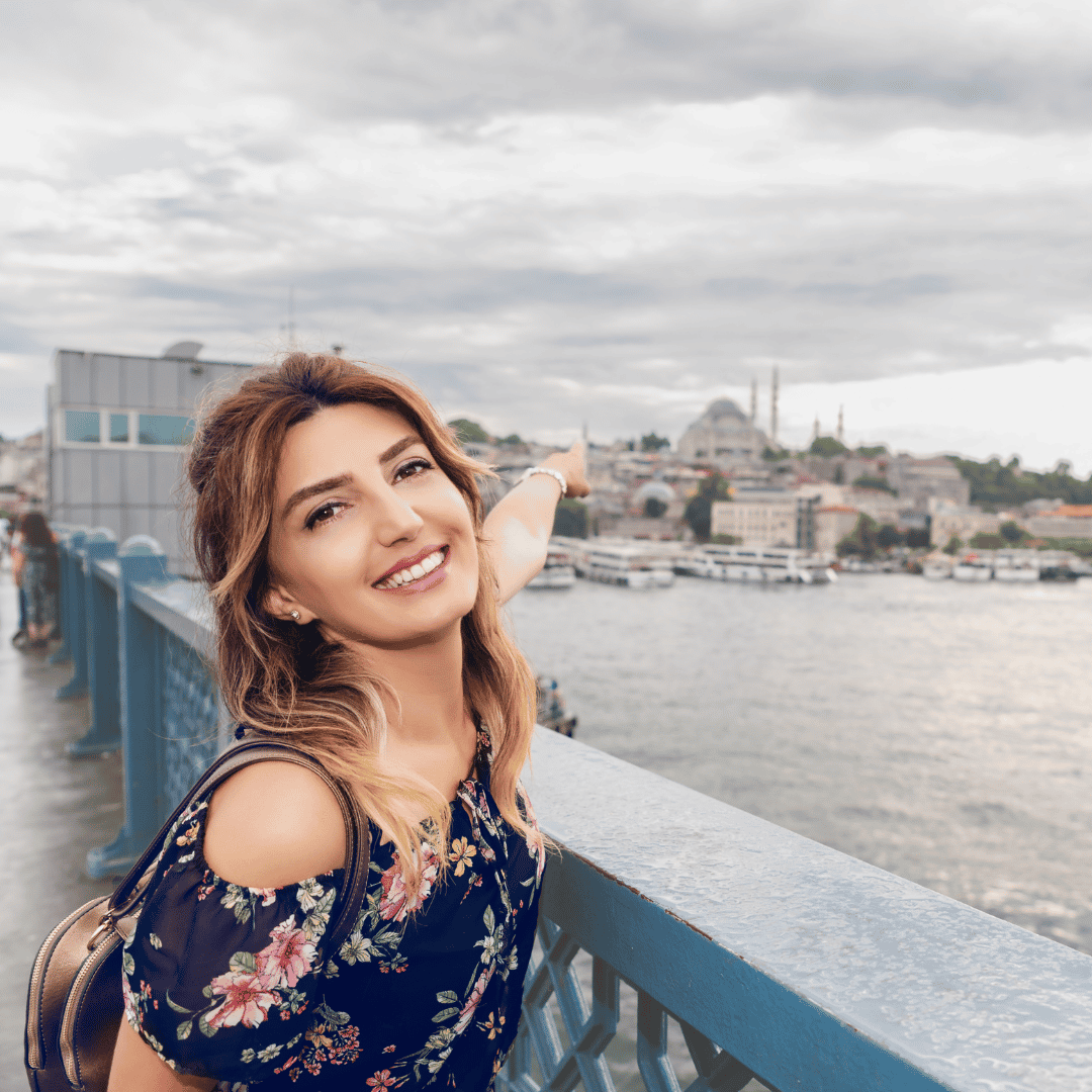 Implantes dentales en Izmir, Turquía: tu salud bucal asequible
