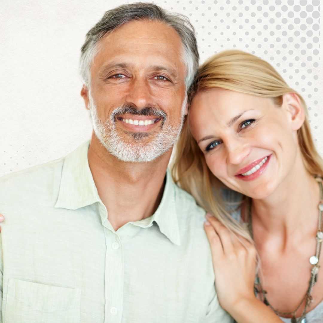 Paquete de implantes dentales en Estambul de Novusklinik Turquía para una sonrisa segura