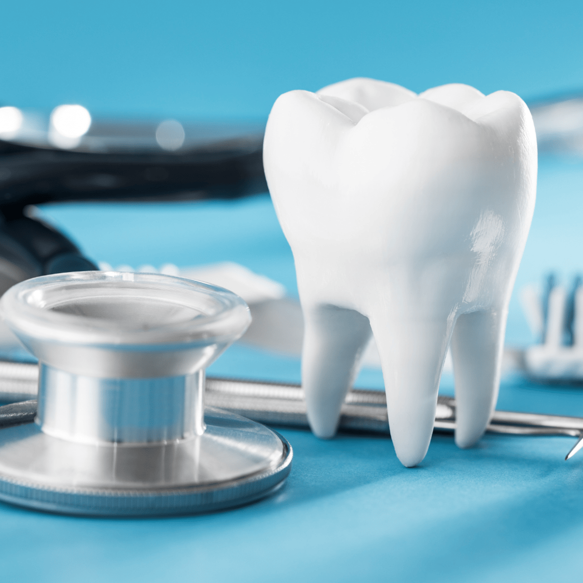 ¿Por qué los estadounidenses eligen Bogotá para obtener implantes dentales asequibles?