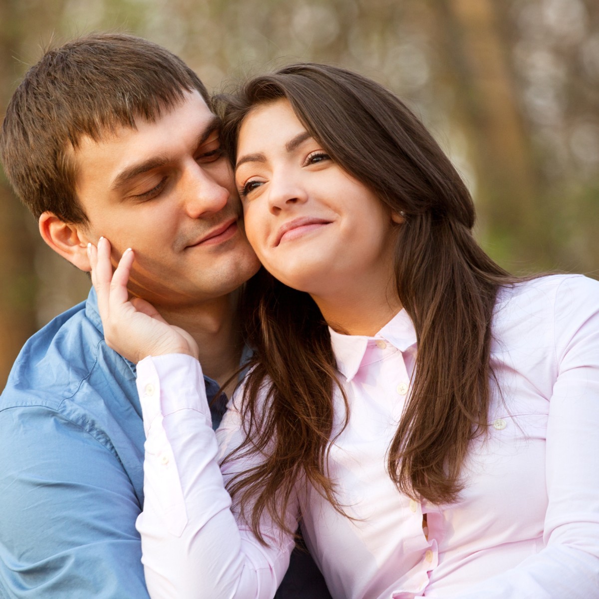 FIV en Colombia vs. EE. UU.: Una comparación a fondo para futuros padres